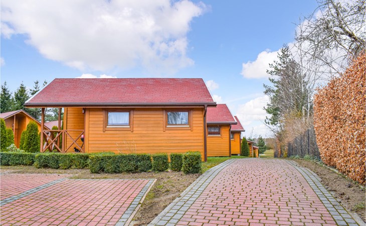 2 bedroom awesome home in Jaroslawiec 1