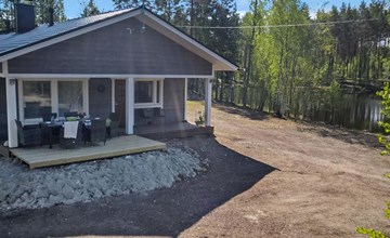 Huisje met warm zwembad Laurinranta 3