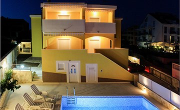 Lovely apartment in Zecevo Rogoznicko 2