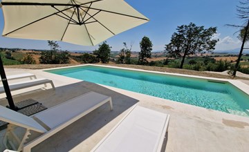 Neue Wohnung mit 2 Zimmern, Veranda und Pool 3