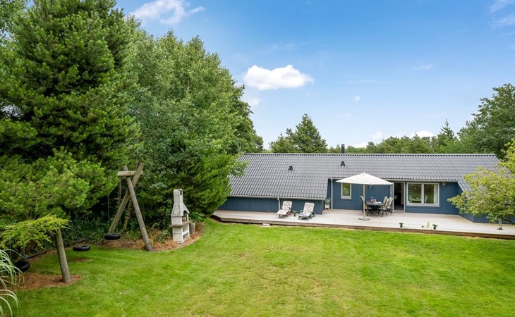 "Ljiljana" - 2km from the sea 1