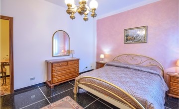 2 bedroom awesome apartment in Genova 3