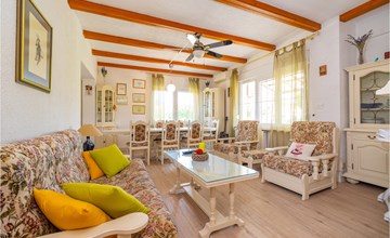 Cozy home in Skabrnja with WiFi 3