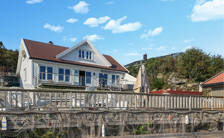 Pet friendly home in Farsund with sauna 1
