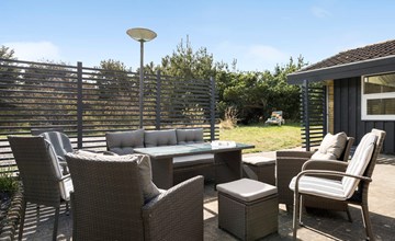 4 bedroom gorgeous home in Ulfborg 2