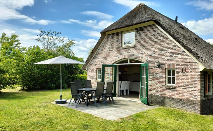 3 bedroom stunning home in Den Ham 1