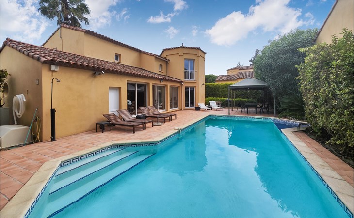 Lovely home in Agde with WiFi 1