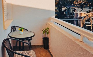 2 bedroom beautiful apartment in Vrboska 2