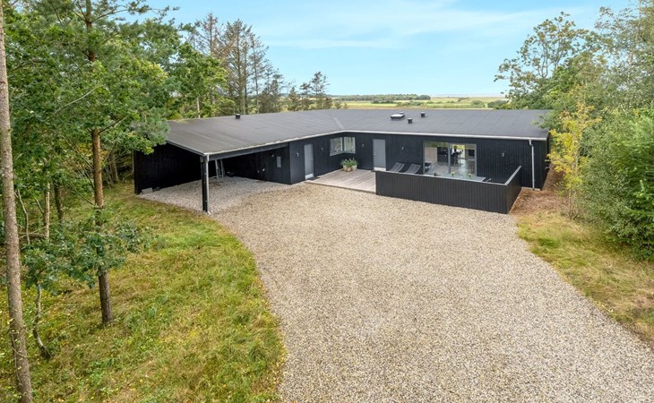 "Lennart" - 500m to the fjord 1