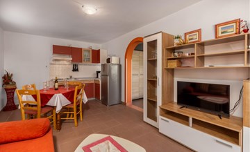 Amazing apartment in Barbat na Rabu 3