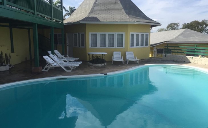 3-Schlafzimmer-Wohnung in Ramparts in der Nähe des Flughafens 1