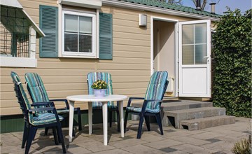 2 bedroom nice home in Tzummarum 2