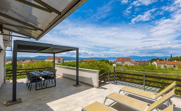 3 bedroom cozy apartment in Malinska 2