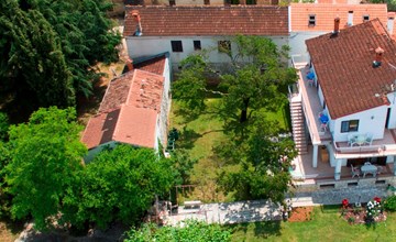 Kleine Wohnung mit schönem Balkon 2