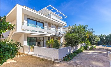 Awesome home in Marina di Ragusa 2