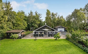 Awesome home in ørsted with WiFi 2