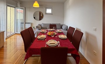 Amazing apartment in Jadranovo with house sea view 3