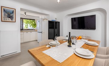 Stunning home in Mundanije with WiFi 3