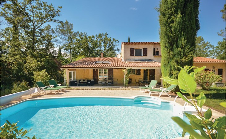 Awesome home in Fayence 1