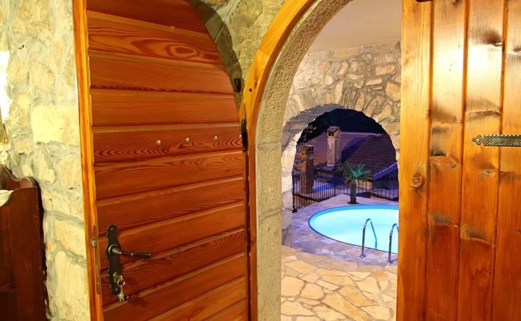 in Lovranska Draga mit großem Kamin 1