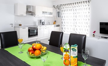 in Srinjine mit Privatem Pool 3