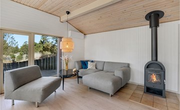 Cozy home in Blåvand with kitchen 2