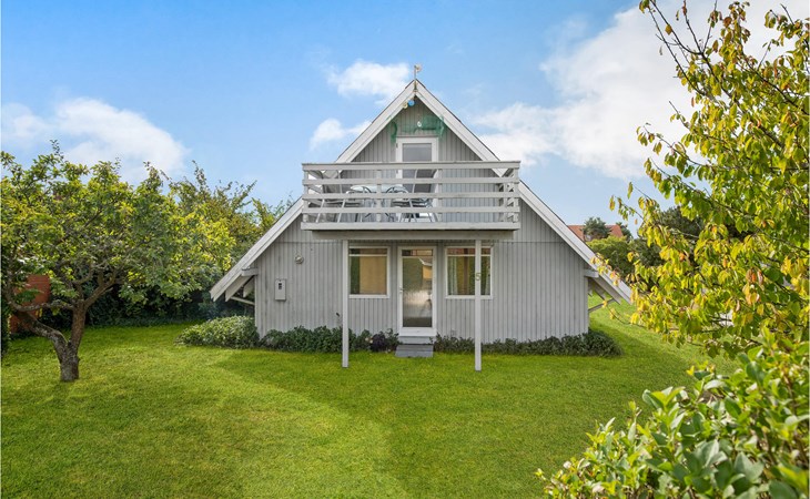 Gorgeous home in Nexø with kitchen 1