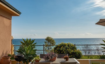Terrace overlooking the sea 3