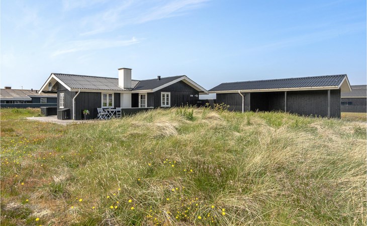 3 bedroom gorgeous home in Hvide Sande 1