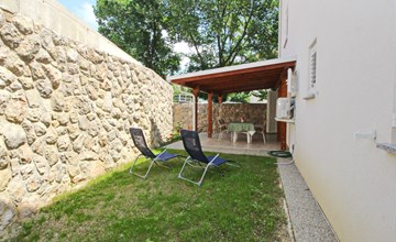 Appartement in Baška mit Eigener Terrasse 2