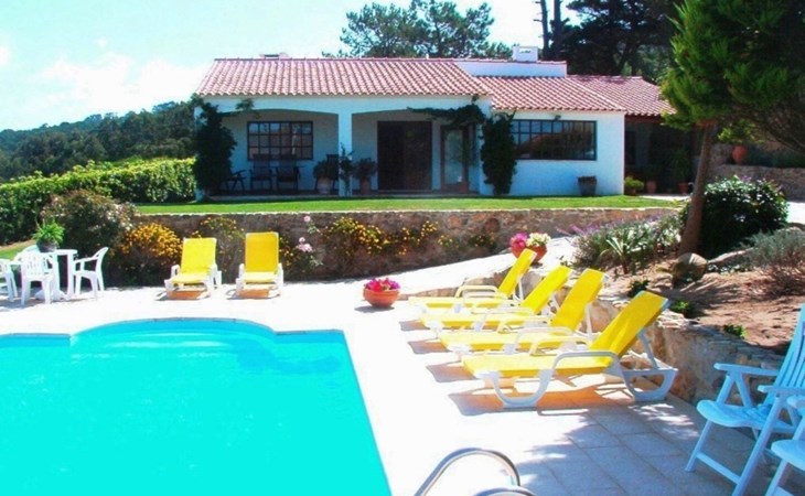 Haus in Colares mit privatem Pool 1
