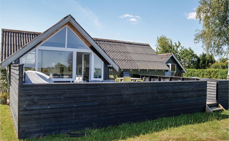 Lovely home in Storvorde with kitchen 1