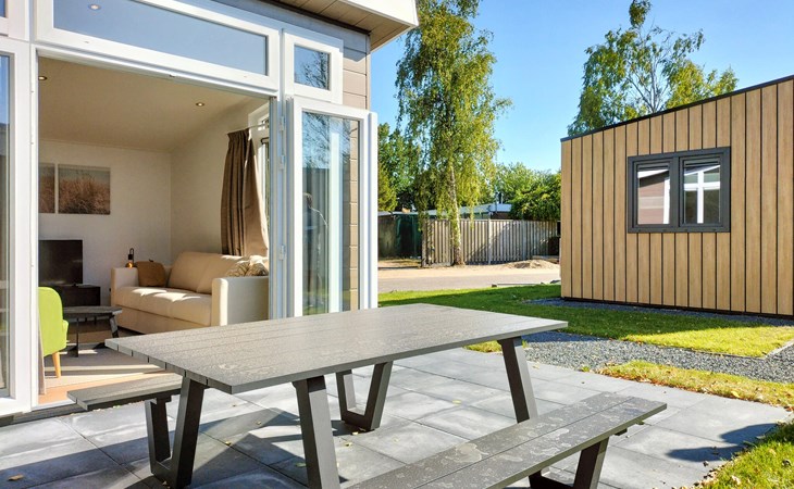 Lovely home in Heinkenszand with heated swimming pool 1