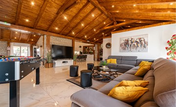 Nice home in Turanj with jacuzzi 3