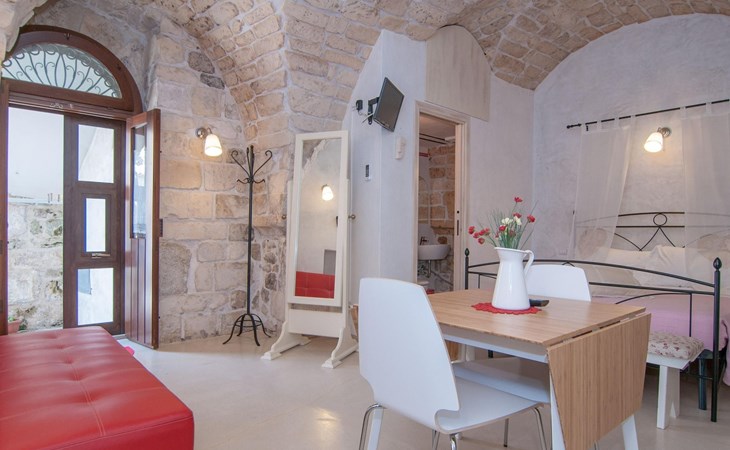 Romantischer Dammuso 1