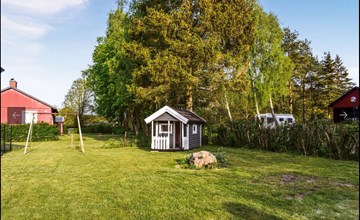 2 bedroom stunning home in Gärsnäs 3