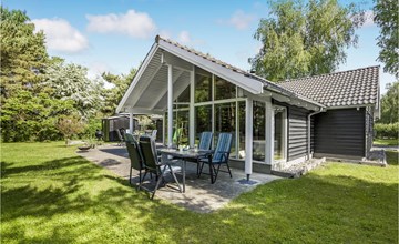 4 bedroom stunning home in Væggerløse 2