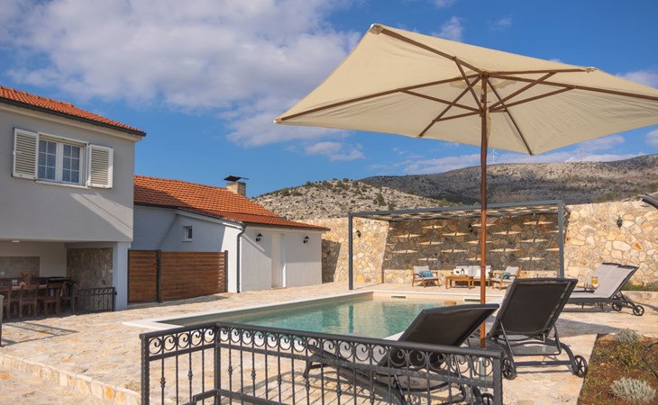 Villa FarAway in Dubrava kod Sibenik 1