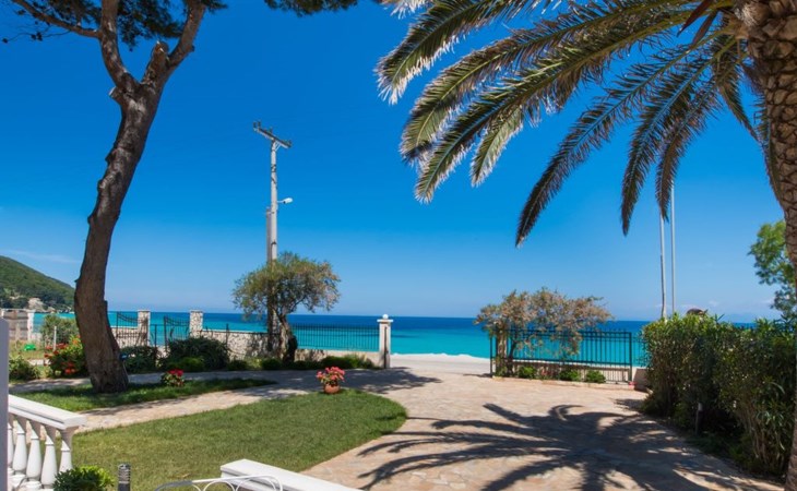 Eine unabhängige, voll ausgestattete Wohnung direkt am Meer. 1