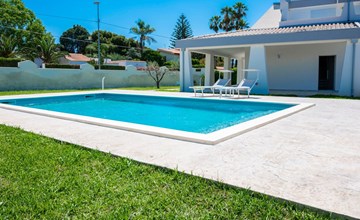 für 10 Personen an der Küste Siziliens 3