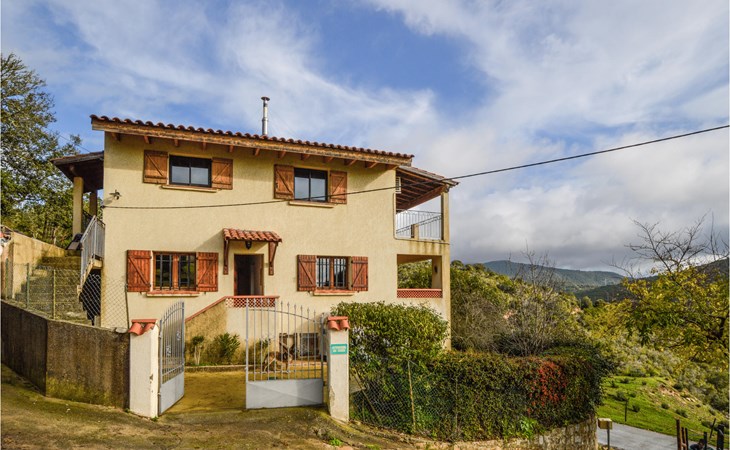 Cozy apartment in Porticcio with WiFi 1
