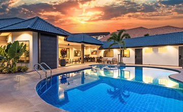 Vakantievilla "Pattaya Hill" 2