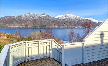 Lovely apartment in Ellingsøy 2