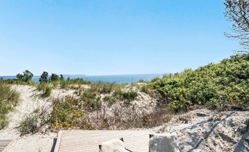 4 bedroom beach front home in Børkop 2