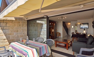 Wunderschöne Aussicht auf das Meer und Groix (POE300) 2