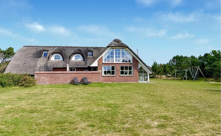 Stunning home in Blåvand with WiFi 1