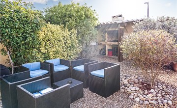 Lovely home in AGDE with WiFi 2