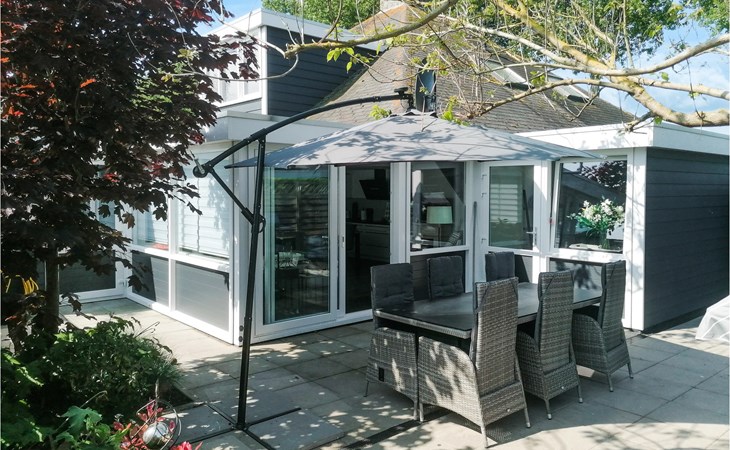 3 bedroom awesome home in Stavenisse 1