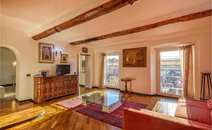 3 bedroom cozy apartment in Genova 1