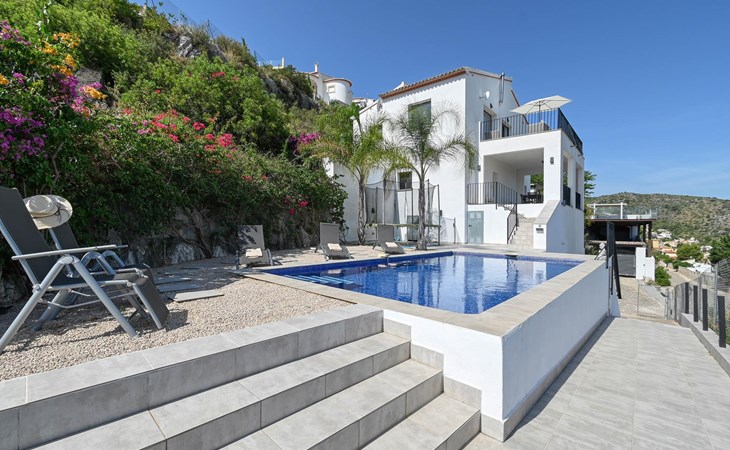 Casa Zoe 4 pax 1